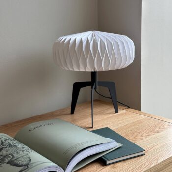 Stolová lampa Dyberg Larsen Ventnor, čierna/biela, výška 34 cm,