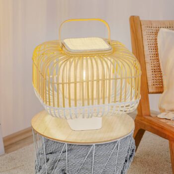 Stolová lampa Forestier Bamboo Square S v bielej farbe