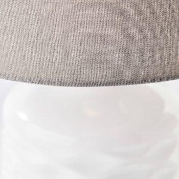 Stolová lampa Ilysa, látka sivá keramika biela