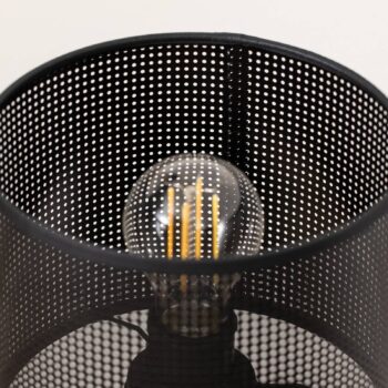 Stolová lampa Kamil s dierovaným kovovým tienidlom