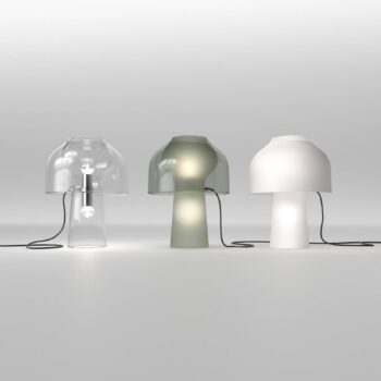 Stolová lampa Karman Lilly, dymovo sivá, výška 48 cm, sklo