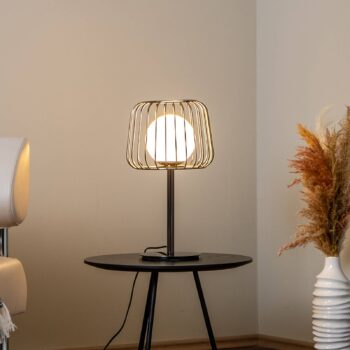 Stolová lampa Ladore s mriežkovaným tienidlom, čierna-chróm
