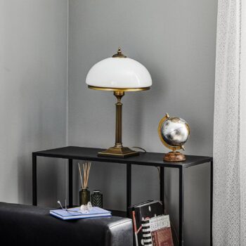 Stolová lampa Petro, sklo, farba starého mosadzu, výška 50 cm