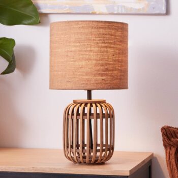 Stolová lampa Woodrow z bambusu, látkové tienidlo