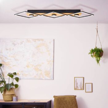 Stropné LED svetlo Woodbridge, 3-plameňové