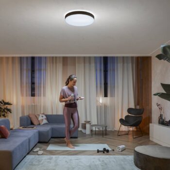 Stropné svietidlo Philips Hue Enrave LED 55,1 cm čierne