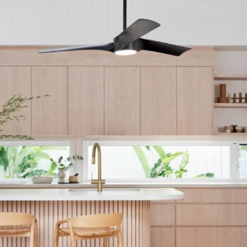 Stropný ventilátor Beacon so svetlom Line black 132 cm tichý