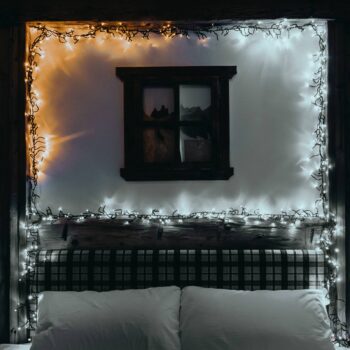 Svetelná reťaz Twinkly LED, CCT, čierna, 400 svetiel, 6 m