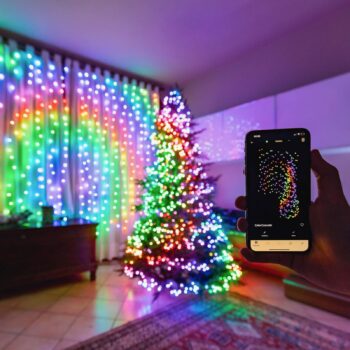 Svetelná reťaz Twinkly RGBW, 250 fl. 20 m čierna