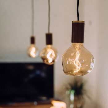 Tala LED žiarovka Voronoi I E27 2W 2 200 K 100 lm stmievateľná.