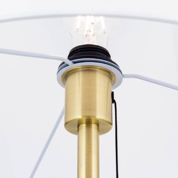 Textilná stojacia lampa Ludwig, starožitná mosadz