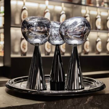 Tom Dixon LED stolná lampa na batérie Melt Portable, strieborná, 29 cm