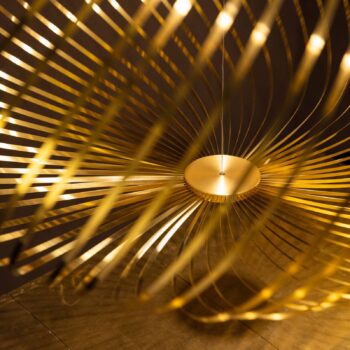 Tom Dixon Spring medium závesná lampa Ø79cm mosadz