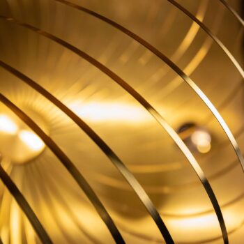 Tom Dixon Spring medium závesná lampa Ø79cm mosadz