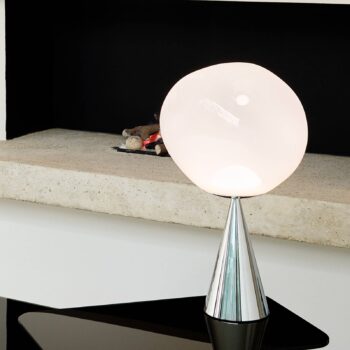 Tom Dixon Stolová LED lampa Melt Cone Fat, opálová/strieborná, 47 cm