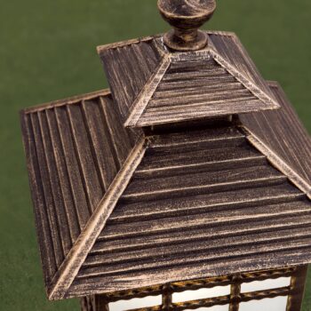 Tradičné chodníkové svietidlo Ilka v tvare lucerny