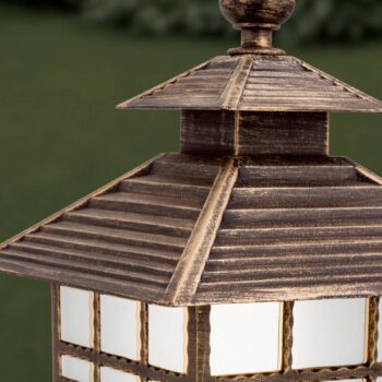 Tradičné chodníkové svietidlo Ilka v tvare lucerny