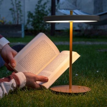UMAGE LED dobíjacia stolová lampa Asteria Move antracit/mosadz 31cm