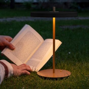 UMAGE LED dobíjacia stolová lampa Asteria Move čierna/mosadz 31 cm