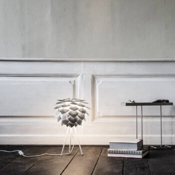 UMAGE Silvia mini stolná lampa oceľ