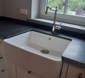 VILLEROY & BOCH VILLEROY & BOCH - Keramický drez Farmhouse 60 X (= Spülstein 60 X) White alpin modulový 595 x 500 x 200 bez excentra 636001R1