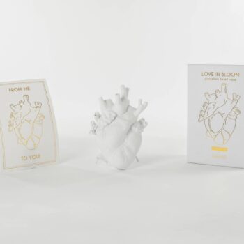 Váza SELETTI Love in Bloom, biela, v tvare srdca, porcelán