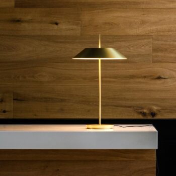 Vibia Mayfair stolná LED lampa, zlato matné