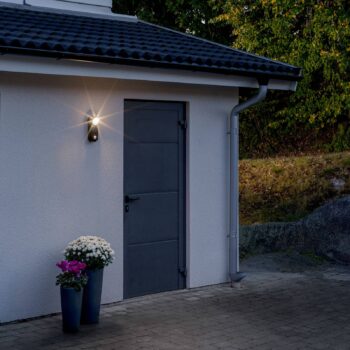 Vonkajšie LED Prato napájané batériou 10 cm široké