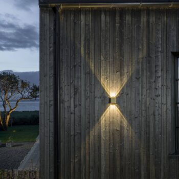 Vonkajšie nástenné LED Chieri, 4-pl. z mosadze