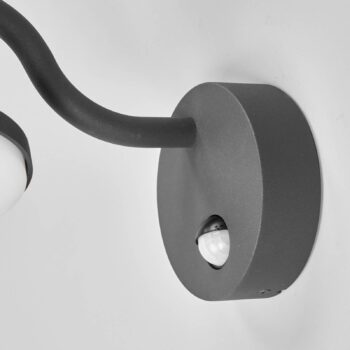 Vonkajšie nástenné LED svietidlo Finny detektor