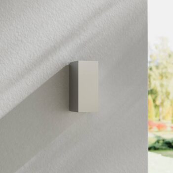 Vonkajšie nástenné svietidlo Lucande Tavi, 15 cm, strieborná, Bridgelux LED