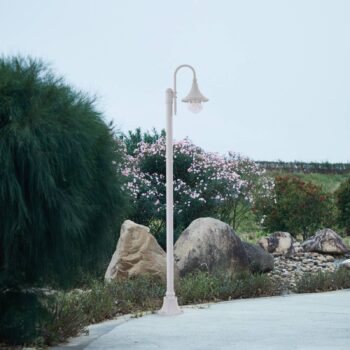 Vonkajšie svetlo Lindby Daphne, 220 cm, biele, kov, E27