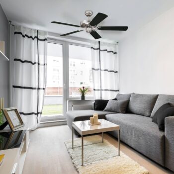 Westinghouse Cyclone ventilátor v čiernej