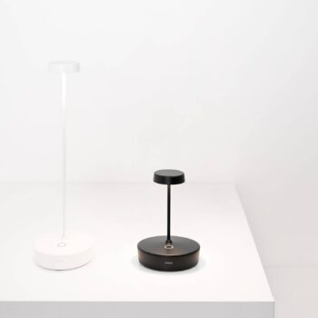 Zafferano LED dobíjacia stolná lampa Swap mini, čierna, 15 cm IP65