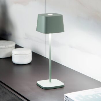 Zafferano Ofelia 3K nabíjateľná stolná lampa IP65 šalvia