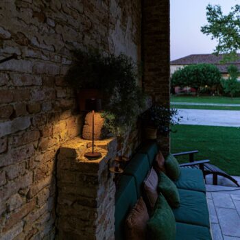 Zafferano Olivia 3K dobíjacia stolová lampa IP65 corten