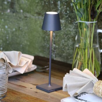 Zafferano Poldina mikro dobíjacia lampa, IP65 tmavosivá