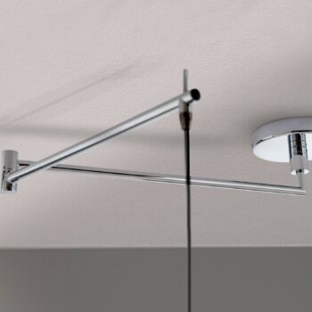 Závesná lampa Artak s bielym látkovým tienidlom