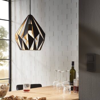 Závesná lampa Carlton v čiernej Ø 31 cm