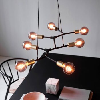 Závesná lampa Josefine v čiernom, sedem-plameňová