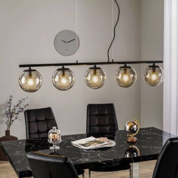 Závesná lampa Lucande Sotiana, 5 sklenených gulí, čierna