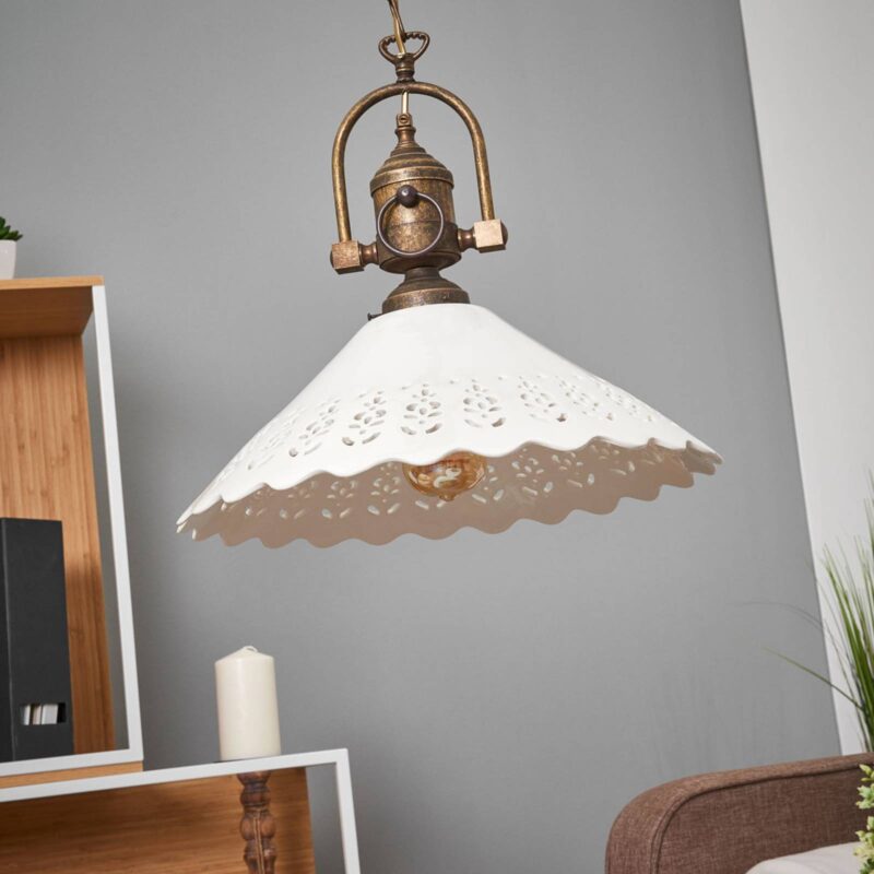Závesná lampa Pizzo s reťazou, 1-plameňová Závesná lampa Pizzo s reťazou, 1-plameňová