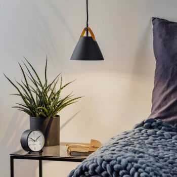 Závesná lampa Strap, Ø 16,5 cm, čierna