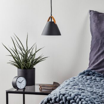 Závesná lampa Strap, Ø 16,5 cm, čierna