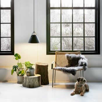 Závesná lampa Strap v čiernej, Ø 27 cm