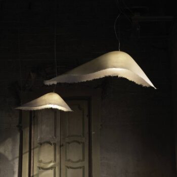 Závesné svetlo Karman Moby Dick, dĺžka 150 cm, sklolaminát, biela