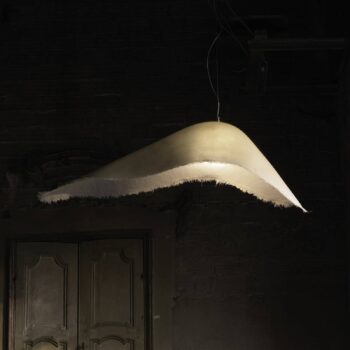 Závesné svetlo Karman Moby Dick, dĺžka 150 cm, sklolaminát, biela