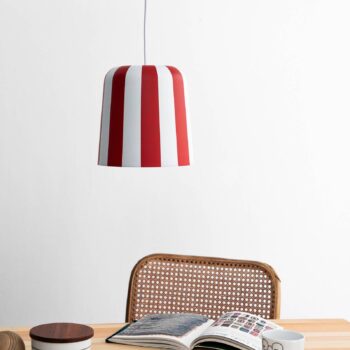 Závesné svietidlo Dyberg Larsen Gry, tmavo červená/biela, Ø 20 cm
