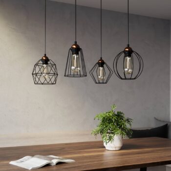 Závesné svietidlo Galaxy so štyrmi tienidlami na lampu