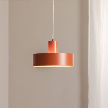 Závesné svietidlo Rif M, tehlovo červené, 1-pl., Ø 25 cm, oceľ